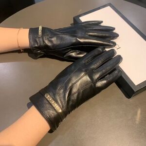 <AUTHENTIC>Gucci Black Leather Logo Plaque Gloves